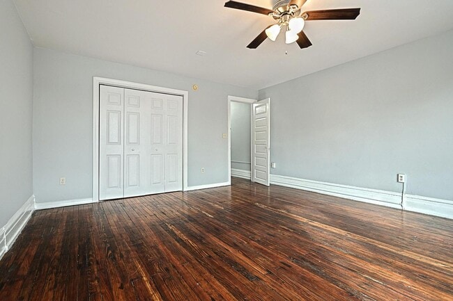 Building Photo - Coming Soon - Spacious 5 Bedroom, 1 Bath H...