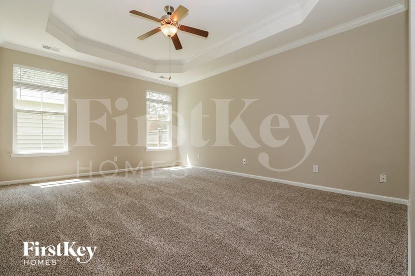 Building Photo - 115 Marinella Dr
