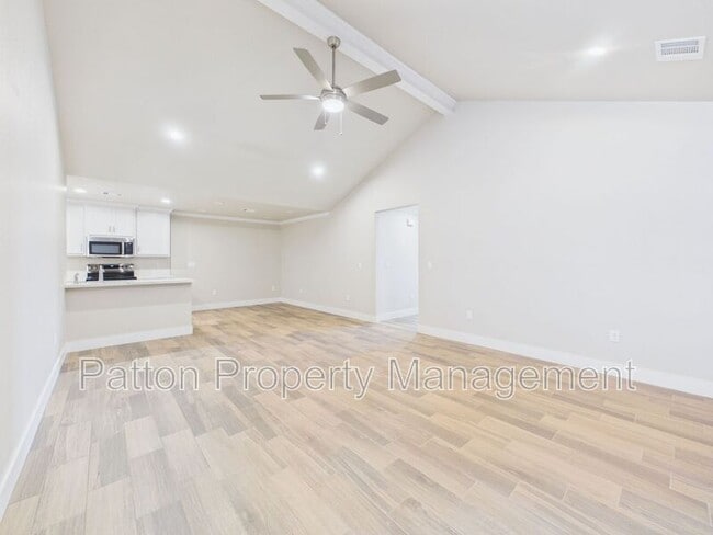 Building Photo - 9780 Elite St