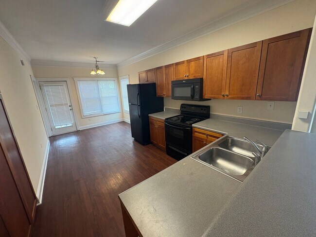 Building Photo - PRE-LEASING FOR AUGUST 2026!