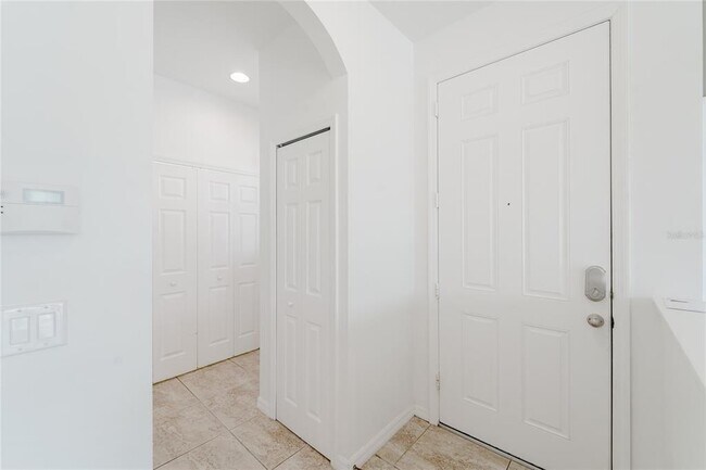 Building Photo - 851 Las Fuentes Dr