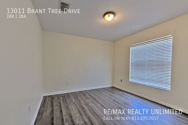 Building Photo - 13011 Brant Tree Dr