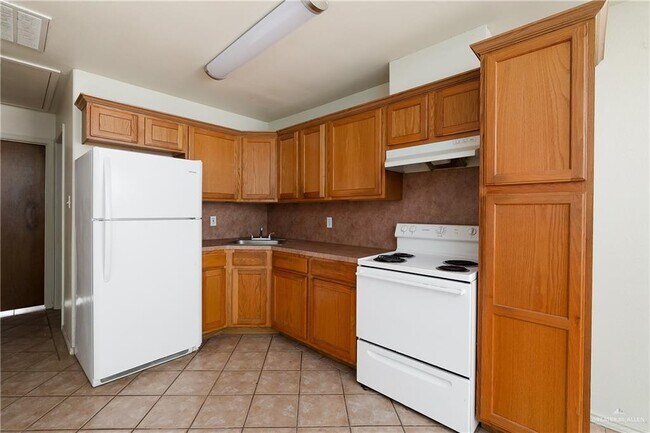Building Photo - 25 W Ringold Cir