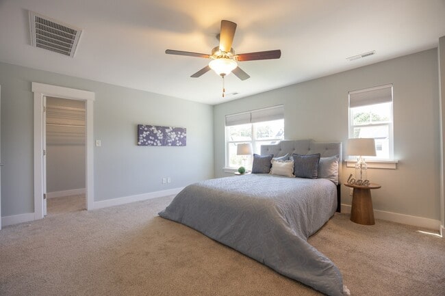 Building Photo - 1608 Carma Ct