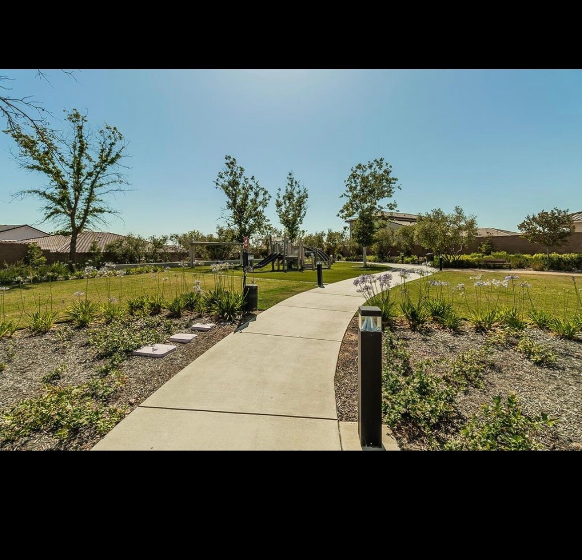 Building Photo - 4254 Oak Knoll Rd