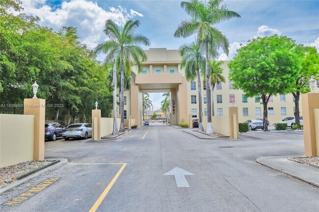 Building Photo - 7400 W 20th Ave