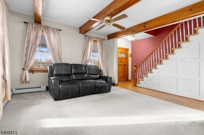 Building Photo - 147 Millbrook Ave