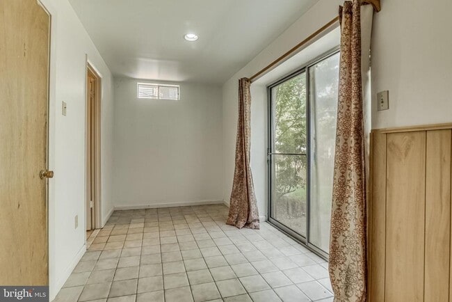 Building Photo - 1417 Kingstream Dr