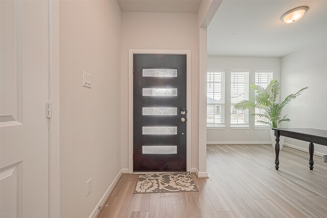 Building Photo - 7819 Wyndham Hbr Ct