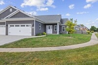 Building Photo - 3003 E Stillwater Landing