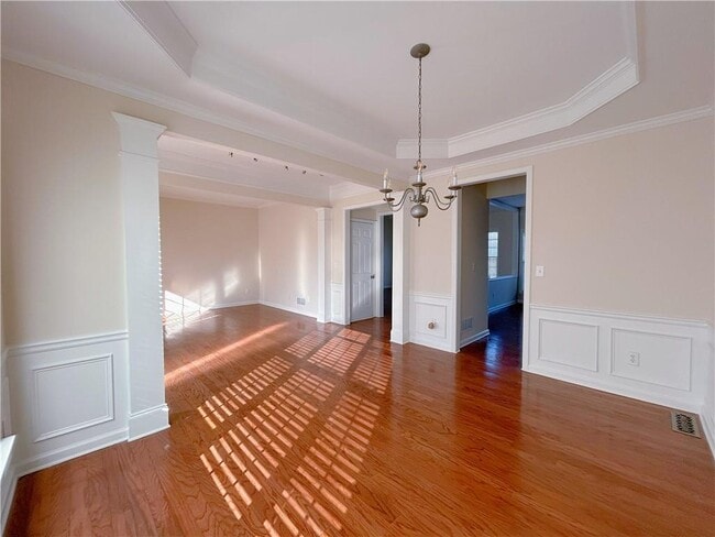 Building Photo - 810 Courageous Ct