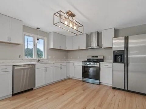 Building Photo - 5 Meadowsweet Rd