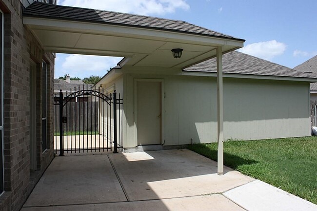 Building Photo - 5423 Montbury Ln