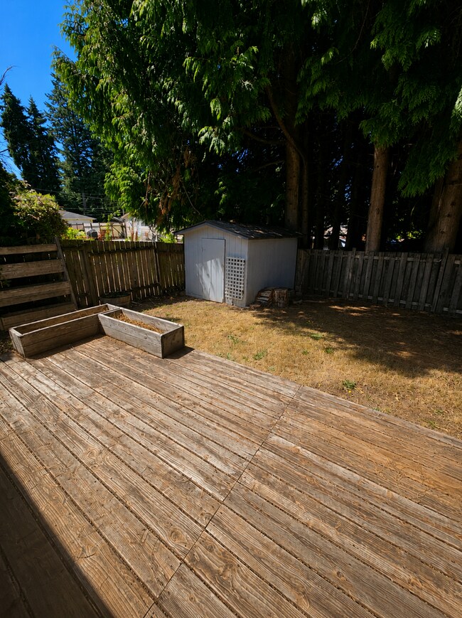 Building Photo - Must See 3 BED/2 Bath Rambler in Heart of Tumwater! Available 8/05/26!