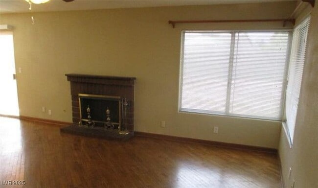 Building Photo - 6695 Flora Dr