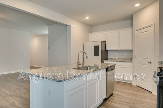 Building Photo - 1414 Deer Hollow Run