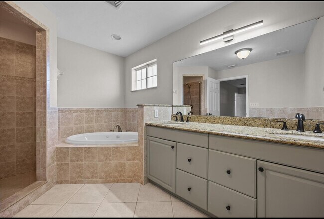 Building Photo - 484 NW 232nd Terrace