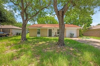 Building Photo - 2502 Waterwood Ln