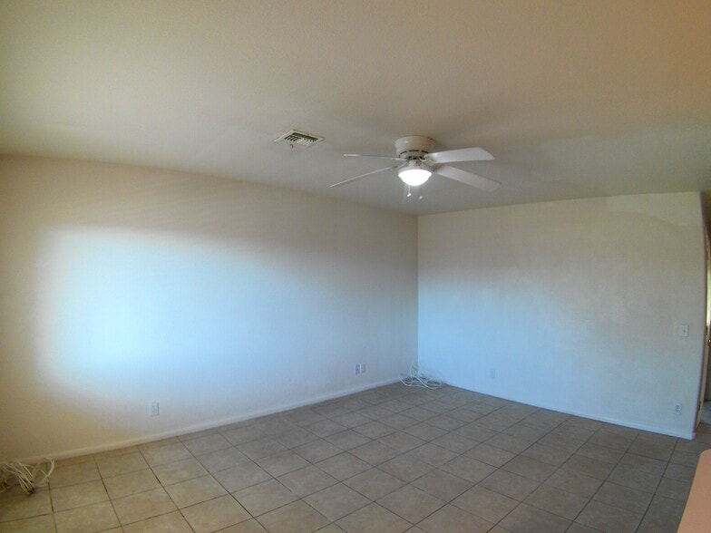 Living Room - 1790 North Ave