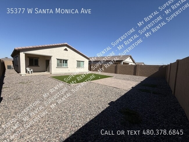 Building Photo - 35377 W Santa Monica Ave