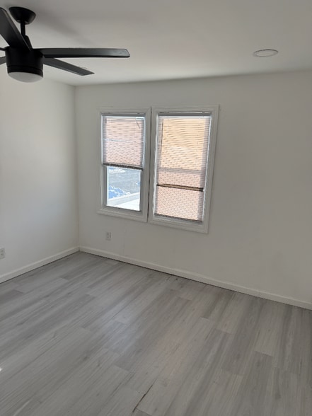 Building Photo - 207 E Broad St