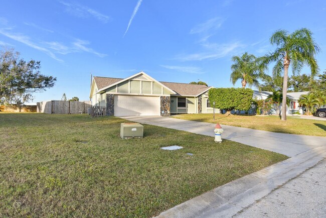 Building Photo - 2883 N Lockwood Meadows Blvd