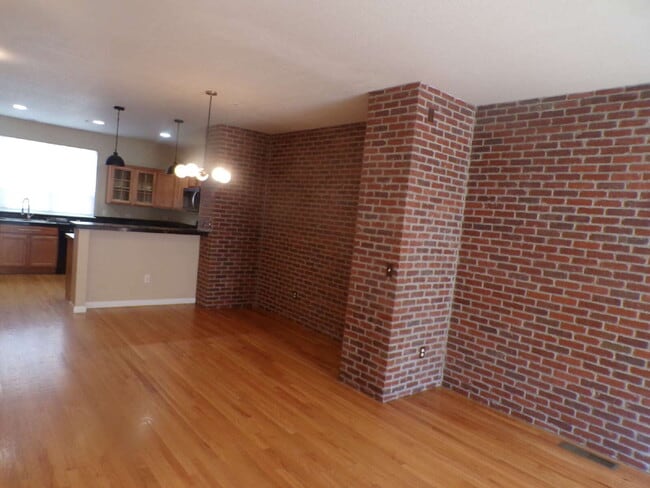 Building Photo - Belmar Townhome - 3 Bedroom, 3 Bathroom (70Vi)