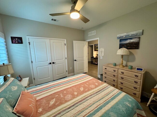 Building Photo - 176 Arazzo Wy