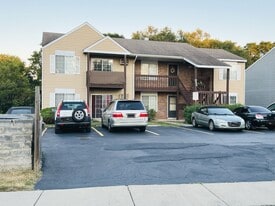 Building Photo - 653 Swan Dr