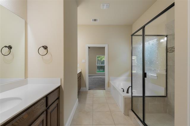 Building Photo - 10520 Love Ct