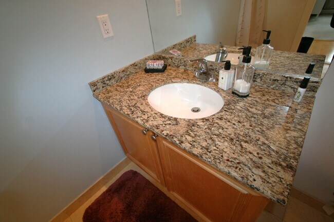 Building Photo - 769 Montgomery St