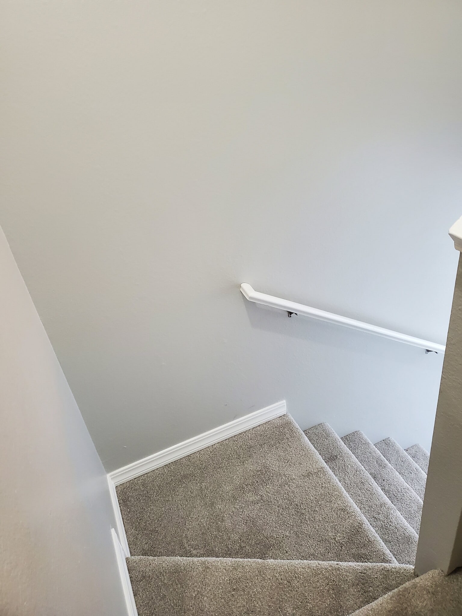 Building Photo - 625 E 22nd Ave