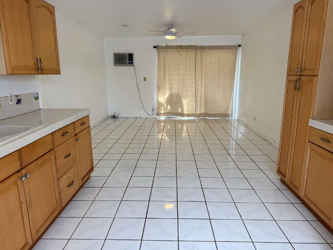Building Photo - 2BD/1BA Duplex in Pearl City – Parking, In-Unit W/D