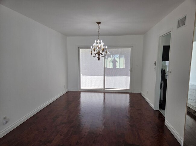 Building Photo - 14671 Kimberly Cir