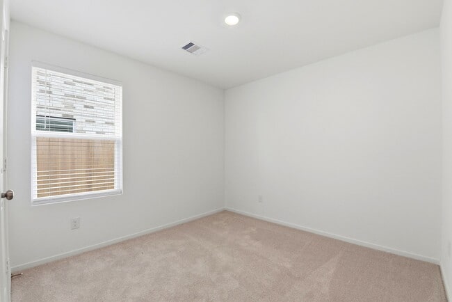 Building Photo - 6419 Begonia Trellis Dr
