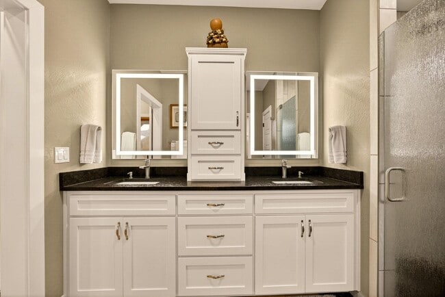 Building Photo - 860 Humbug Creek Rd