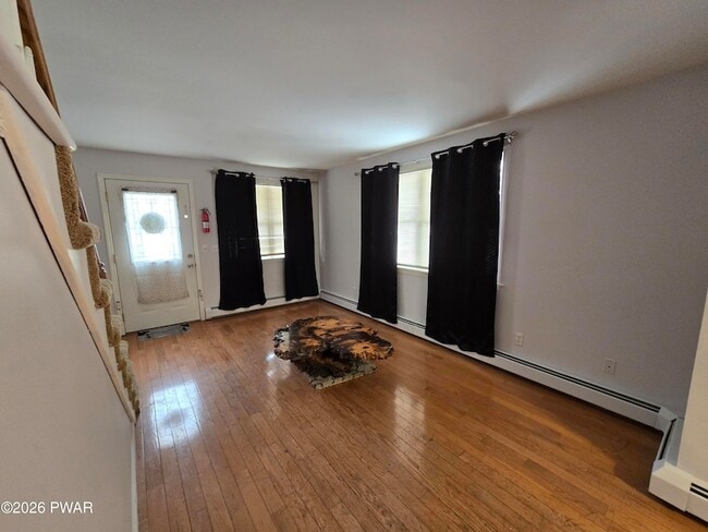 Building Photo - 106 Cottage St