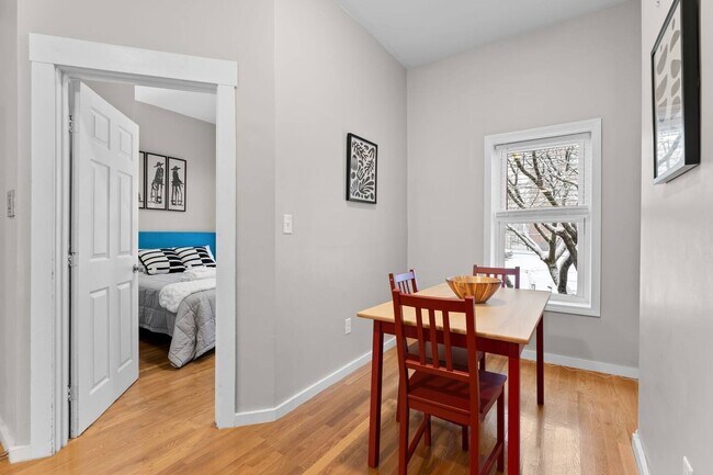 Building Photo - 47 Coleman St