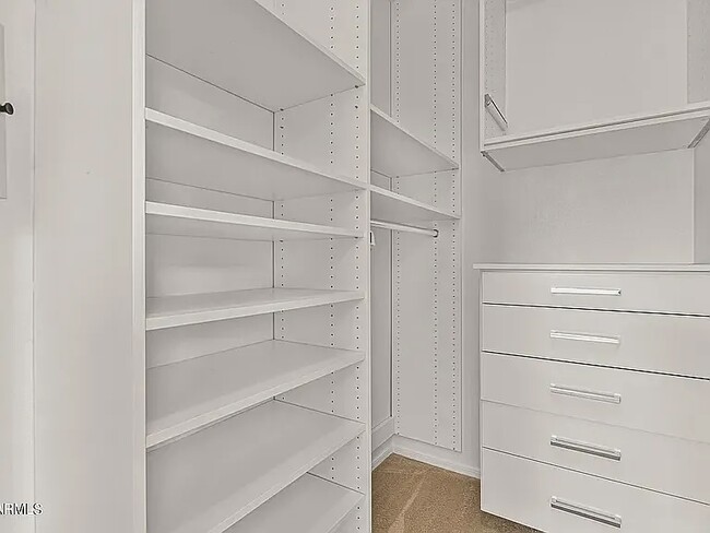 Building Photo - 2725 E Mine Creek Rd