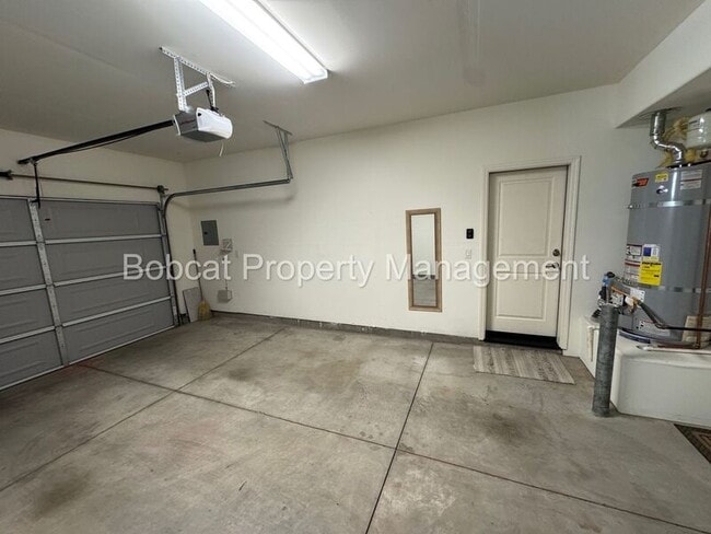 Building Photo - 1336 Saltern Dr