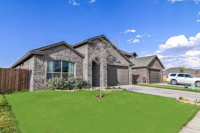 Building Photo - 1219 Santa Clara Dr