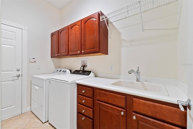 Building Photo - 12202 Pasha Ln