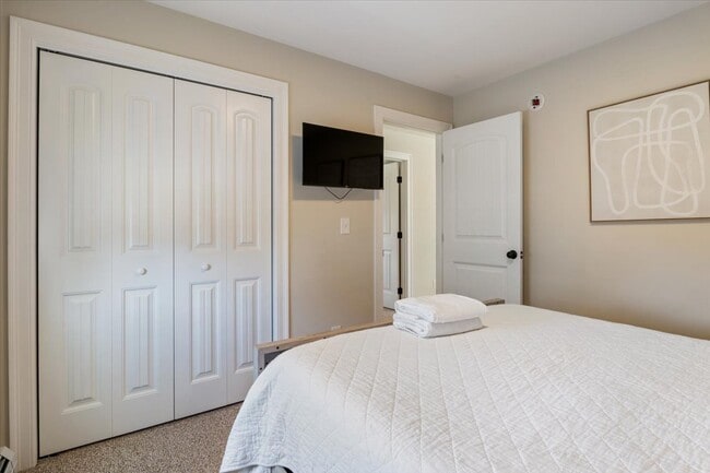 Building Photo - 66 Wild Dunes Way
