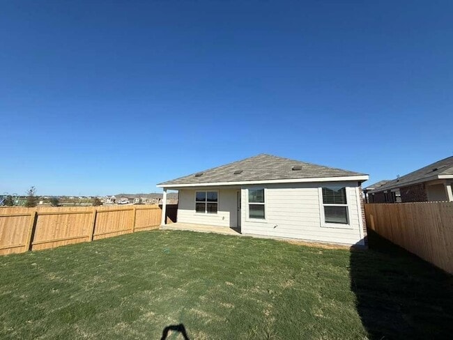 Building Photo - 200 Herald Dr