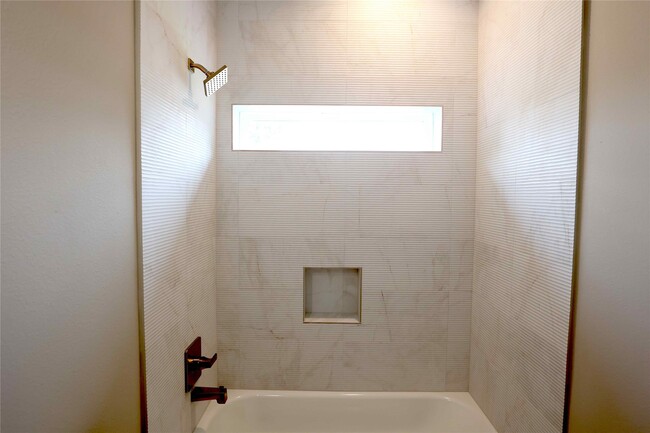 Building Photo - 4916 Brinkman St