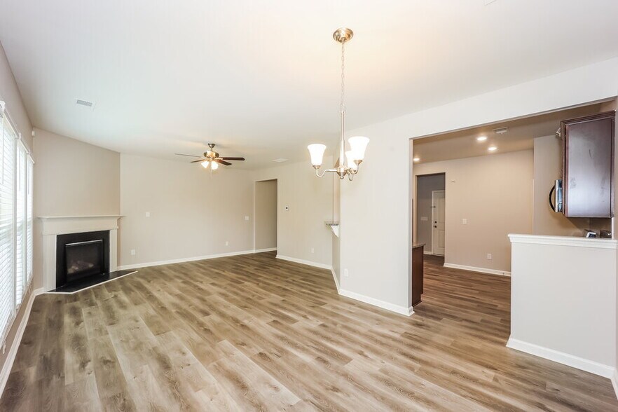 Building Photo - 3232 Baylor Cir