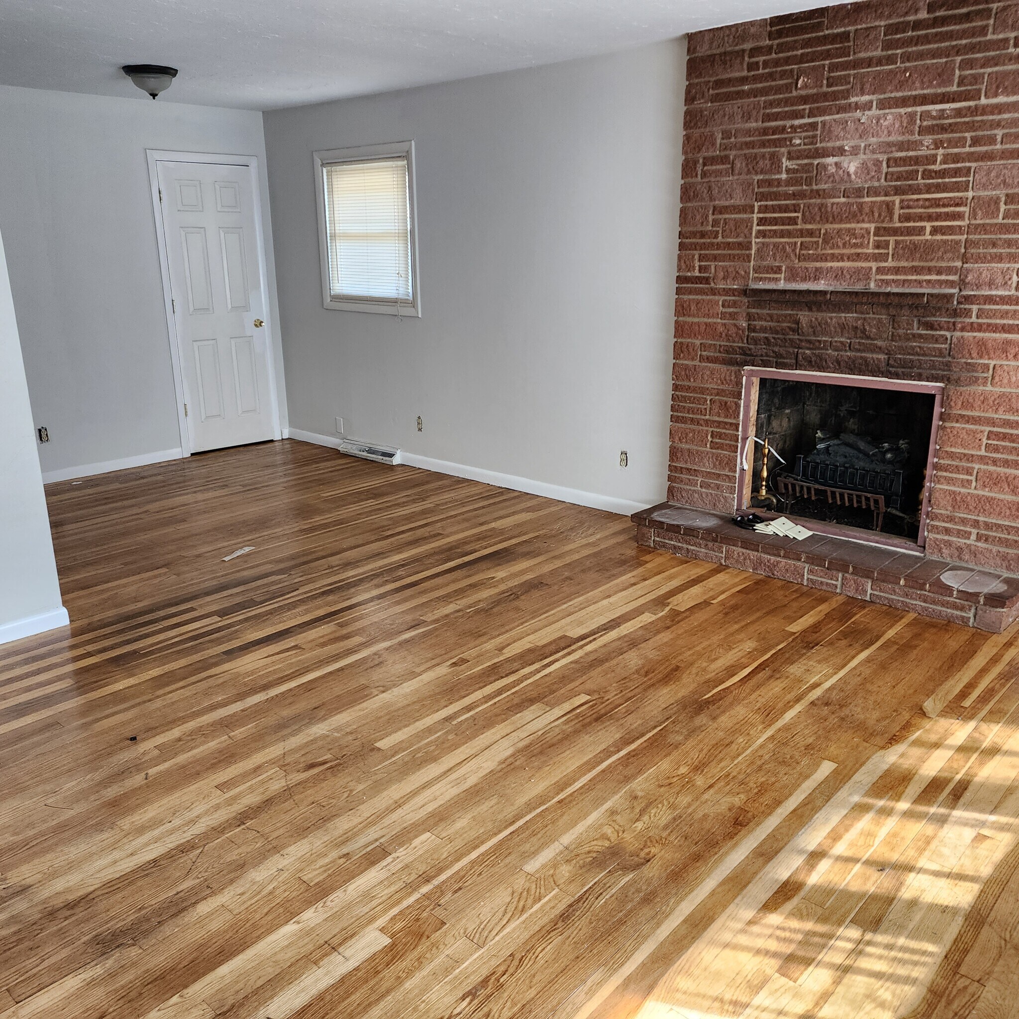 Building Photo - 5216 Cavalier Dr