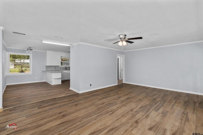 Building Photo - 1307 Ash Ln
