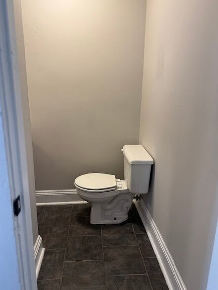 Building Photo - 3156 Rosina Ave