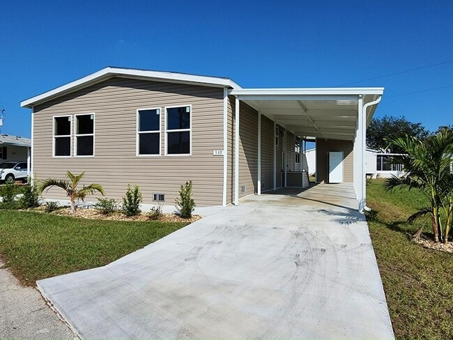 Primary Photo - 539 Zebra Dr